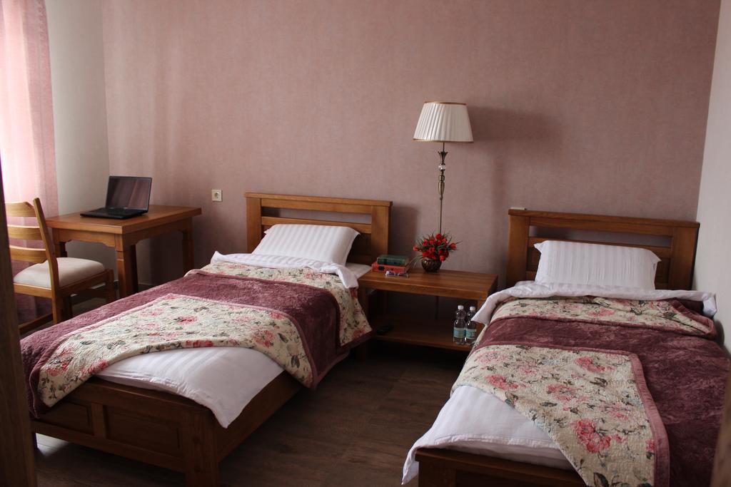 Hotel Barin House Sumy Exteriér fotografie