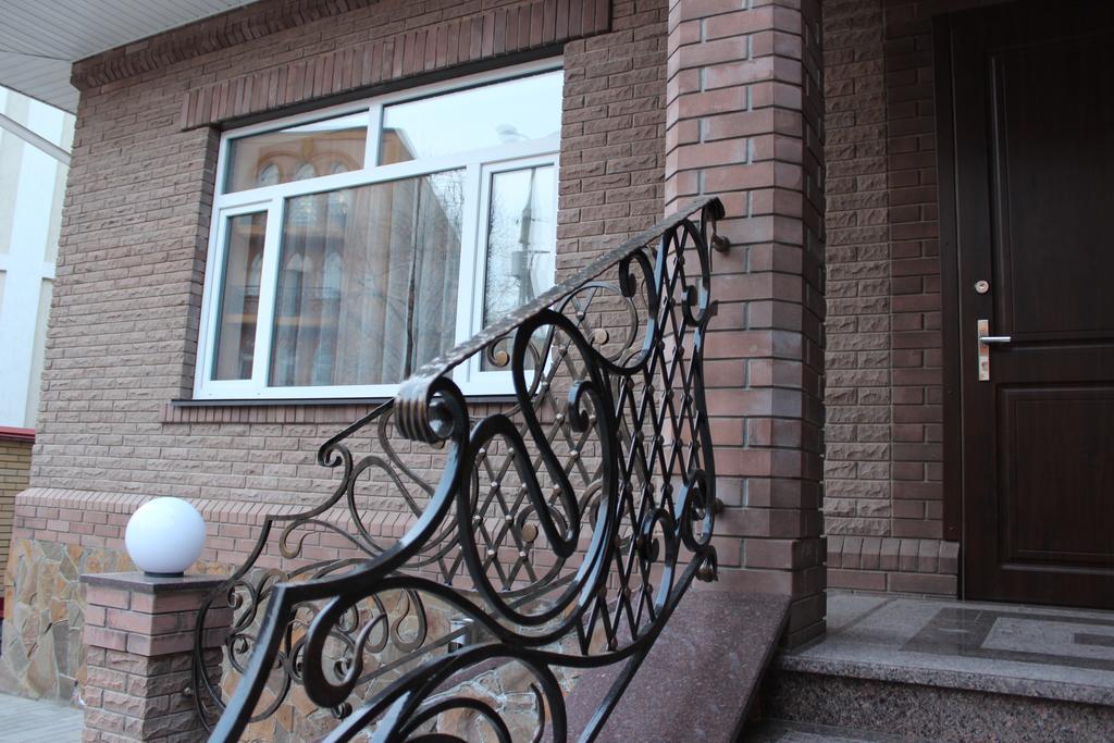 Hotel Barin House Sumy Exteriér fotografie